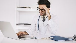 Cómo evitar devoluciones en tus reportes ADRES con Mi Consultorio